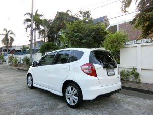 Honda Jazz 1.5 SV รุ่น Top ปี2008 รถมือเดียวออกห้างป้ายแดงสภาพสวยเดิมๆไม่เคยมีอุบัติเหตุไม่เคยติดแก๊สค่ะ รูปที่ 2