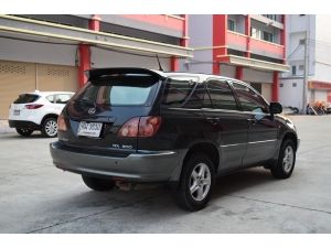 Toyota Harrier 3.0 (ปี 2003) 300G Wagon AT รูปที่ 2