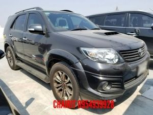 TOYOTA  FORTUNER 3.0 V 4WD TRD SPORTIVO รุ่นสุดท้าย รูปที่ 2