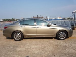 2008 Honda Accord 2.0 E AIRBAGS ABS รูปที่ 2