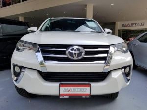 TOYOTA  FORTUNER 2.8 V  ปี 2015 ไมล์ 7 หมื่น รูปที่ 2