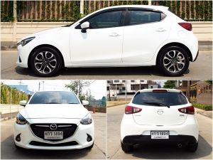 MAZDA 2 1.5 SKYACTIVE XD SPORTS HIGH PLUS L ปี 2015 เกียร์AUTO สีขาวมุก(นิยม) รถสภาพนางฟ้า รูปที่ 2