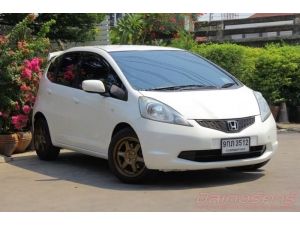 ปี2010 HONDA JAZZ  1.5  รูปที่ 2