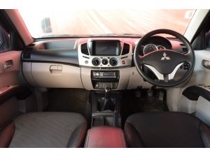 Mitsubishi Triton 2.4 DOUBLE CAB (ปี2012) PLUS Pickup MT รูปที่ 2