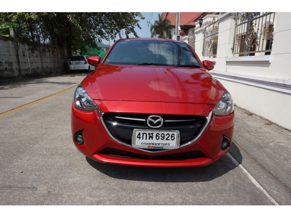 AA3412 ปี 2016 MAZDA 2 1.3 HIGH PLUS เกียร์ AT สีแดง รูปที่ 2