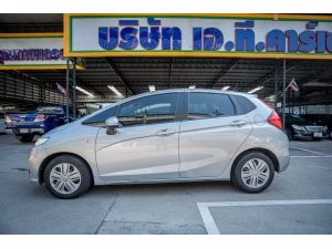 2017 Honda Jazz 1.5 S i-VTEC Hatchback AT รูปที่ 2