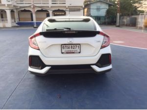 Honda Civic Hatchback 1.5 Turbo RS ฮอนด้า ซีวิค ปี 2017 AT เจ้าของเดียว รับรองไม่ชนไม่จมน้ำ เข้าศูนย์เช็คระยะ วิ่งน้อยไมล์แท้ 58,779 กม. พาช่างมาตรวจสอบสภาพรถได้ สภาพป้ายแดง  ผ่อนนาน7ปี ออกรถ0 บาท ดอก รูปที่ 2