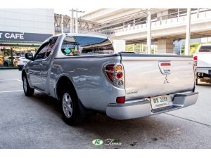 2011 Mitsubishi Triton Mega Cab 2.4 GLX รูปที่ 2