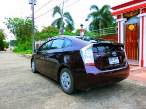 TOYOTA PRIUS 1.8 สวยเดิมรถผู้ใหญ่ใช้เจ้าของรักษามากวิ่ง7หมื่นโลแท้ๆ รูปที่ 2