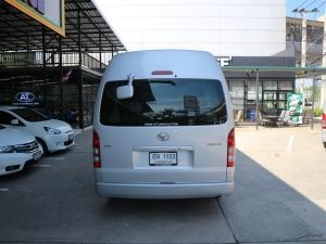 2013 Toyota Hiace 2.5 COMMUTER D4D Van MT รูปที่ 2