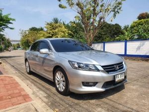 honda accord g9 รุ่น 2.0 e  i vtec ปี 2013 มือเดียวป้ายแดงออกห้างไม่เคยติดแก๊ส รูปที่ 2