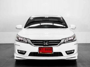 ขายรถหรูสุดไฮเทค HONDA ACCORD เกียร์AT สีขาว ปี2013 มี Sun roof ราคาสุดคุ้มห้ามพลาด รูปที่ 2