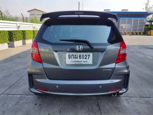 HONDA JAZZ 1.5 SV 2011 AT รุ่นท้อป รูปที่ 2