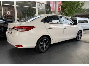 โตโยต้าชัวร์ Toyota Yaris Ativ 1.2Sบวก Sedan AT 2018 รูปที่ 2