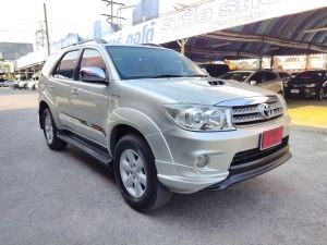 TOYOTA FORTUNER 3.0V 2WD ปี 2010 เกียร์ AT รูปที่ 2
