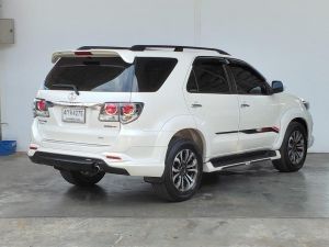 Toyota Fortuner TRD Sportivo 3.0 v ปี 15 รูปที่ 2