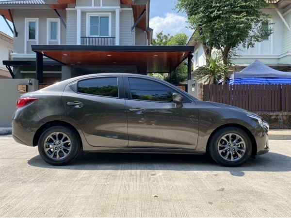 ขายรถ Mazda 2 1.3 High Plus 2017 รูปที่ 2