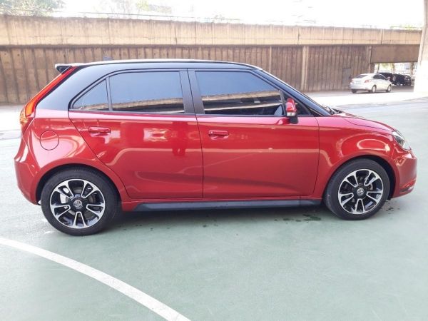 MG 3  1.5 V  SUNROOF  ปี2018 รูปที่ 2