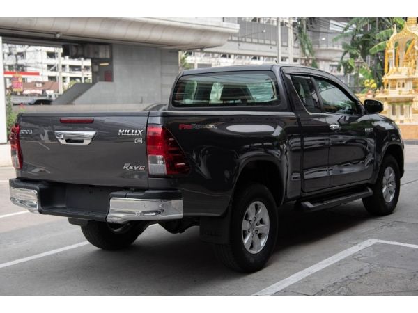 2017 Toyota Hilux Revo 2.4 SMARTCAB Prerunner E Pickup AT รูปที่ 2