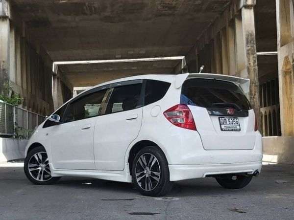 2008 HONDA JAZZ GE 1.5 V  AT รูปที่ 2