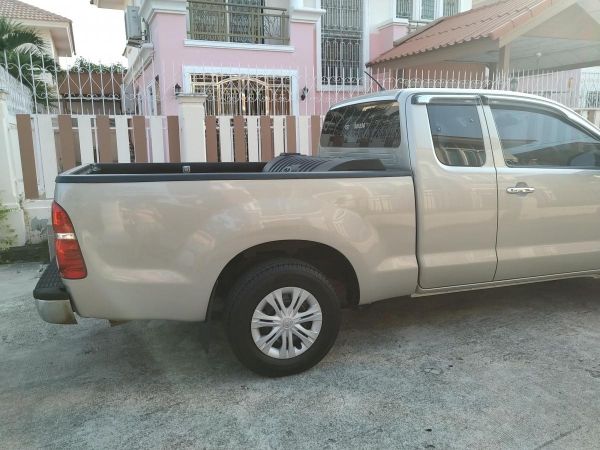 รถบ้านมือเดียว ปี2012 สภาพเดิมๆ ไม่เคยซ่อมสี ไม่เคยชนหนัก Toyota Hilux Vigo 2.7j SMARTCAB CNG รูปที่ 2