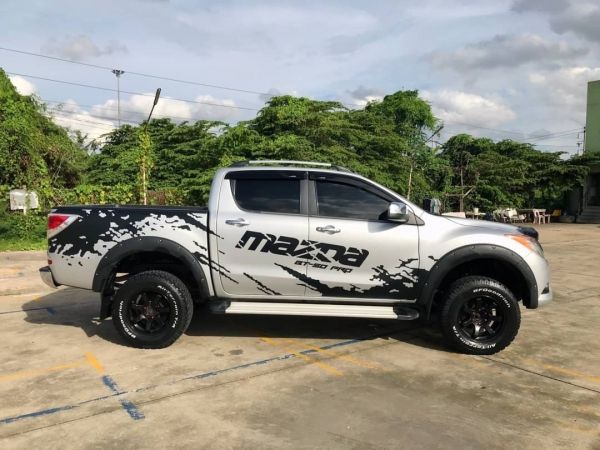 Mazda BT50 4DR Pro 3.2 R AT 2012 รูปที่ 2