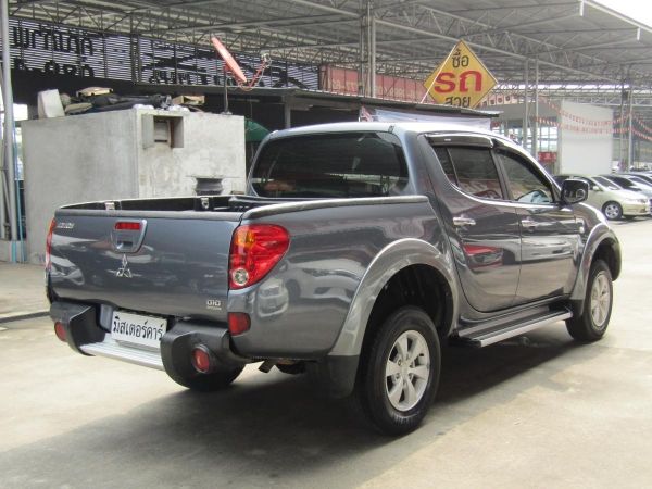 *ฟรีดาวน์ *แถมประกันภัย 2011 MITSUBISHI TRITON DOUBLE CAB 2.5 PLUS รูปที่ 2