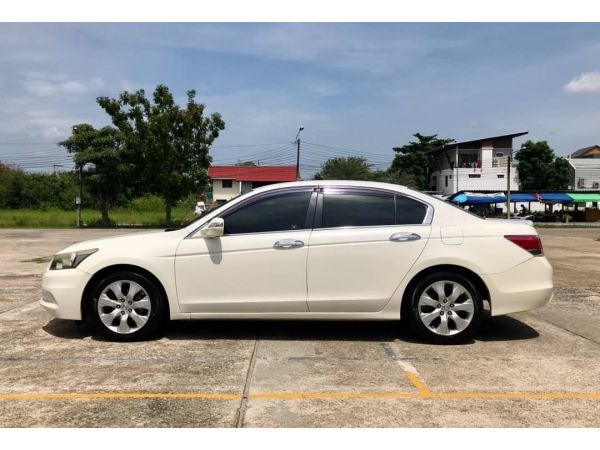 Honda Accord 2.0EL Sedan AT 2011 รูปที่ 2