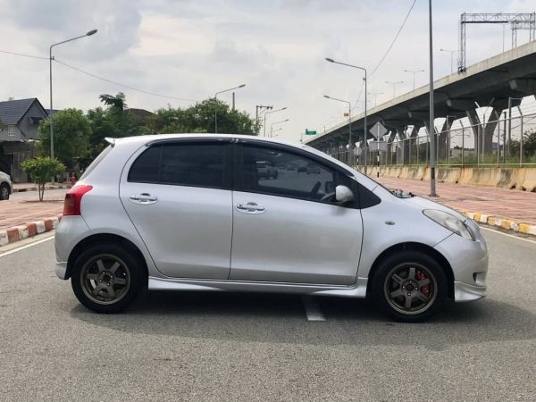 Toyota Yaris 1.5E Hatchback AT 2006 รูปที่ 2