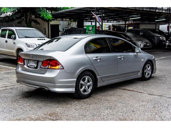 2010 Honda Civic FD 1.8 S รูปที่ 2