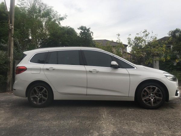 ขายรถ BMW 218i grand tourer สีขาวปี2017 รูปที่ 2