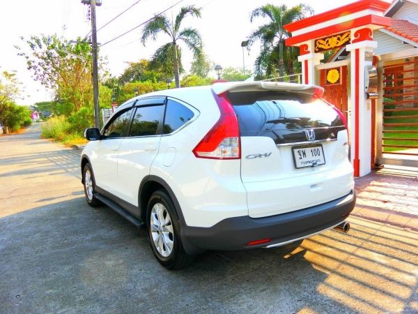 HONDA CRV 2.0 E iVTEC ปี2013 สีขาว รถมือเดียวออกห้างป้ายแดงไม่เคยมีอุบัติเหตุไม่เคยติดแก๊สสภาพสวยเดิมๆสีบางทั้งคัน พร้อมใช้ค่ะ รูปที่ 2