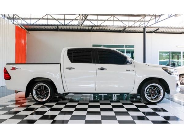 TOYOTA HILUX REVO 4 ประตู 2.4 J Z EDITION 2019 รูปที่ 2