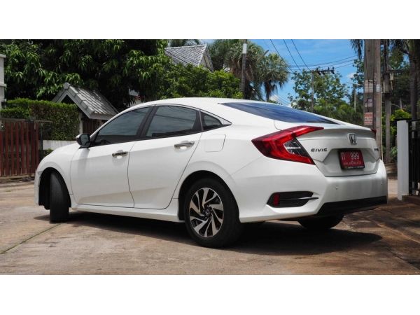 HONDA NEW CIVIC FC 1.8 EL ปี 2017 สีขาวมุก รูปที่ 2