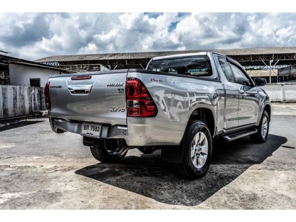 Toyota hilux revo cab2.7e prerunner รูปที่ 2