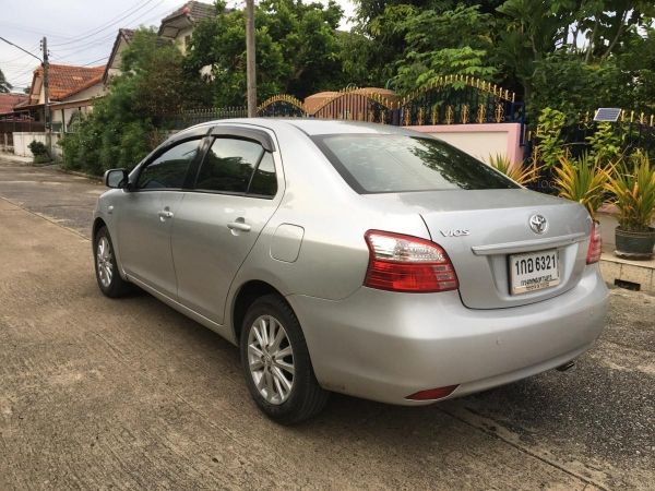 2013 Toyota VIOS 1.5 J รถเก๋ง 4 ประตู รูปที่ 2