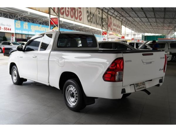 TOYOTA HILUX REVO SMARTCAB 2.4 J เกียร์MT ปี 2018 รถสวยมือเดียวป้ายแดง สวยเดิม สภาพกริ๊ป รูปที่ 2