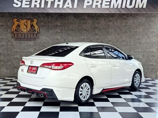 TOYOTA YARIS ATIV 1.2J ปี 2018 สีขาว รูปที่ 2