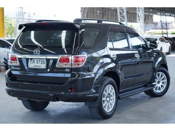 TOYOTA FORTUNER  3.0 V SMAR ปี 2007 A/T สีดำ รูปที่ 2