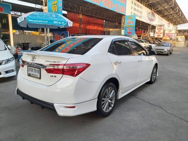 Toyota New Altis 1.6 G ออโต้ รุ่นท็อป ปี2014 รถสภาพสวยมือเดียวจากป้ายแดงไม่เคยติดแก๊สไมล์แท้เข้าศูนย์ตลอด ภายในสวย มีระบบ ABS airbag สภาพสวยพร้อมใช้งาน รูปที่ 2