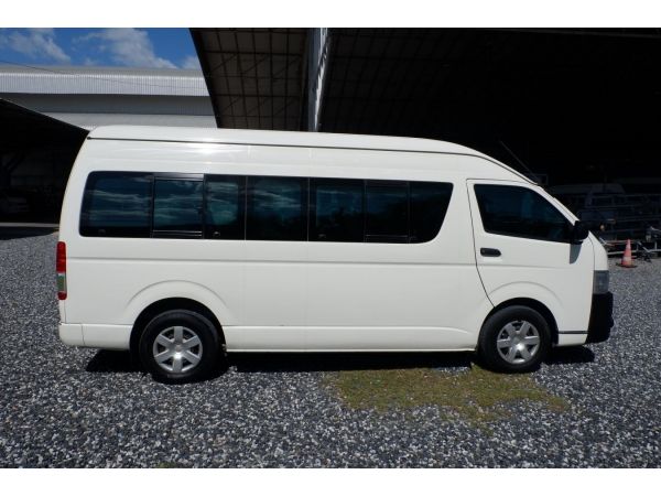 รถตู้ป้ายฟ้า TOYOTA COMMUTER ปี 2009 สีขาว (จดได้ทุกป้าย) รูปที่ 1