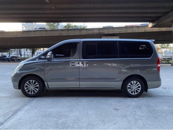 HYUNDAI H-1 2.5 DELUXE ปี 2009 รูปที่ 2