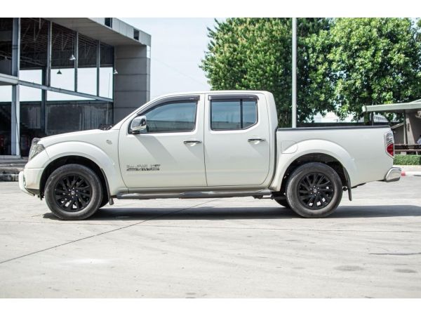 2010 Nissan NP 300 Navara 2.5 Calibre EL รถกระบะ สวยพร้อมขับ4ประตูตัวสูง รูปที่ 2