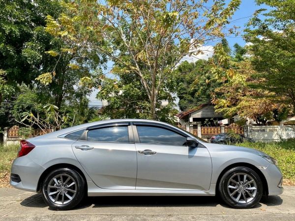 HONDA CIVIC FC 1.8 EL ปี 2019 รถบ้านมือเดียวป้ายแดง รูปที่ 2