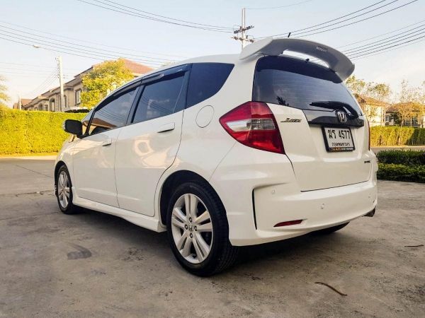 Honda Jazz GE 1.5SV i-Vtec 2012 AUTO รูปที่ 2