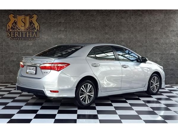 TOYOTA COROLLA ALTIS 1.6G ปี 2016 สีบรอนซ์เงิน รูปที่ 2