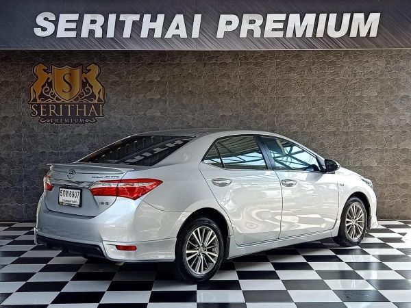 TOYOTA COROLLA ALTIS 1.6G ปี 2016 สีบรอนซ์เงิน รูปที่ 2