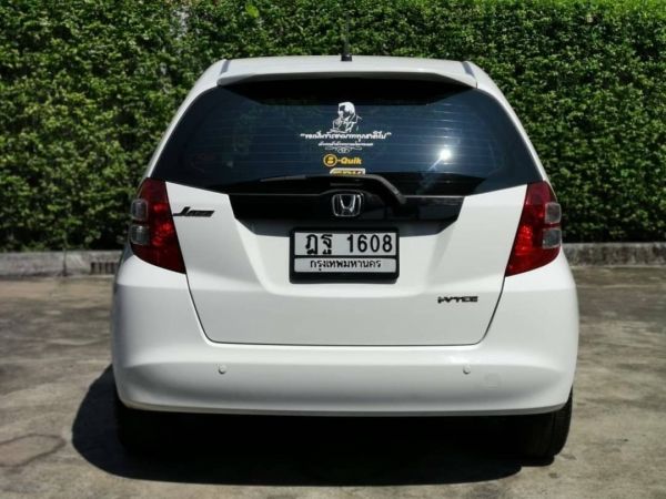 Honda jazz รูปที่ 2