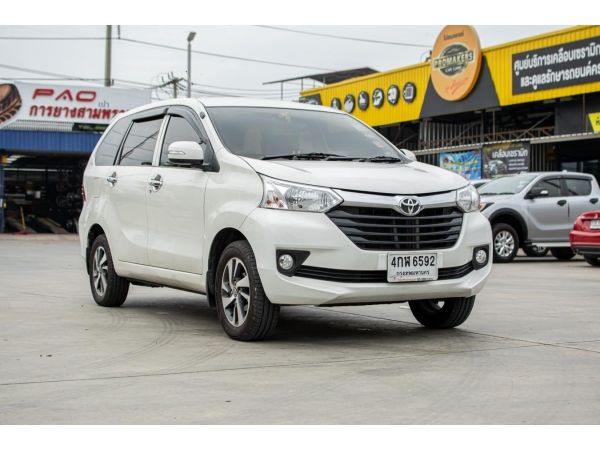 TOYOTA AVANZA 2016 G 1.5 A/T สีขาว รูปที่ 2