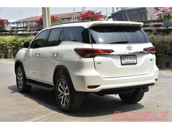 ฟรีดาวน์ ฟรีประกัน อนุมัติง่ายมาก ???? TOYOTA FORTUNER 2.8 V 4WD รูปที่ 2